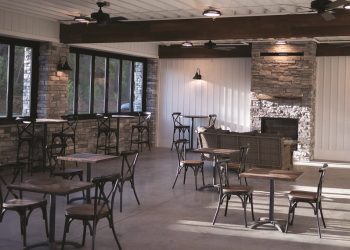 New Grocery Store and Café Opens in Ephrata