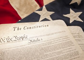 E-town School Board Accepts Pocket Constitution Donation