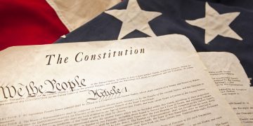 E-town School Board Accepts Pocket Constitution Donation