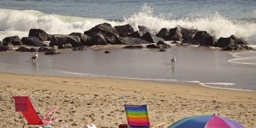New Jersey Town Faces Pressure to Open Beach on Sunday Morning